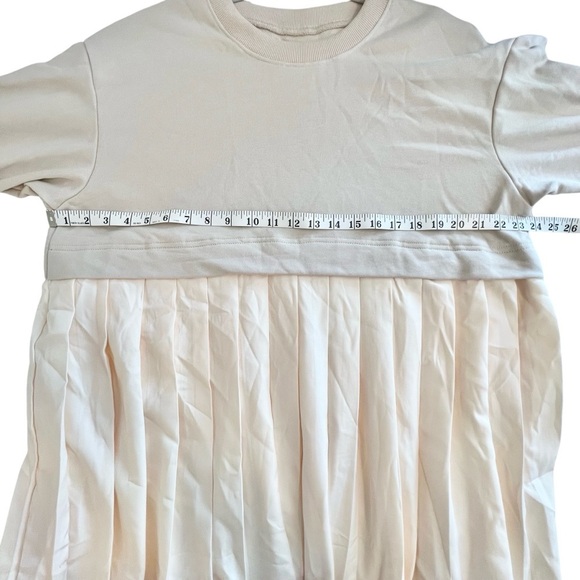 NWOT Cream Pleated Satin Skirt with Long Sleeve Sweatshirt Top, Size Small - Picture 7 of 9